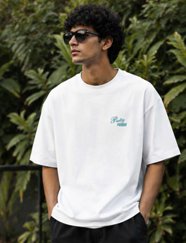 Men’s Oversized T-Shirt – Pretty Poison