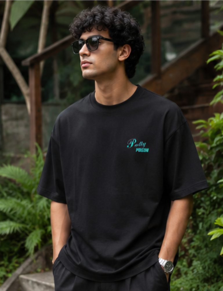 Men’s Oversized T-Shirt – Pretty Poison