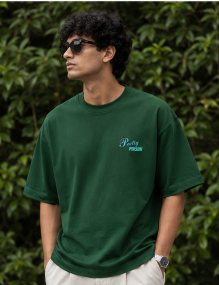 Men’s Oversized T-Shirt – Pretty Poison