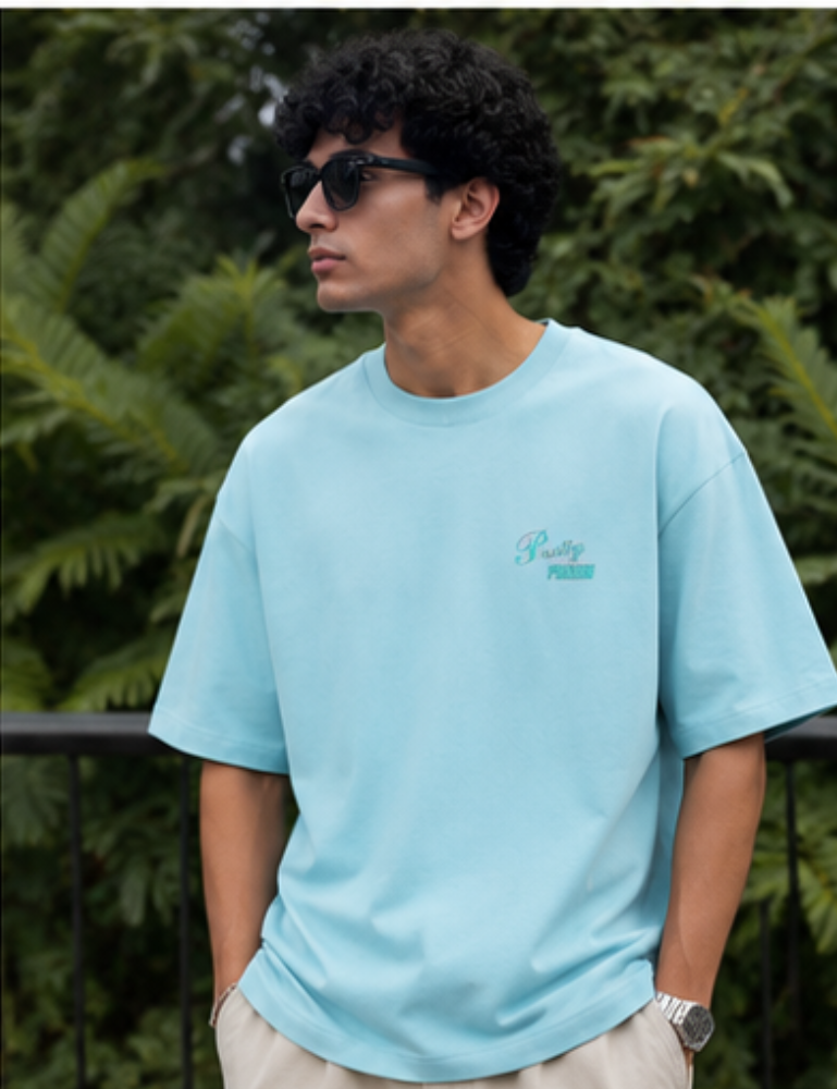 Men’s Oversized T-Shirt – Pretty Poison