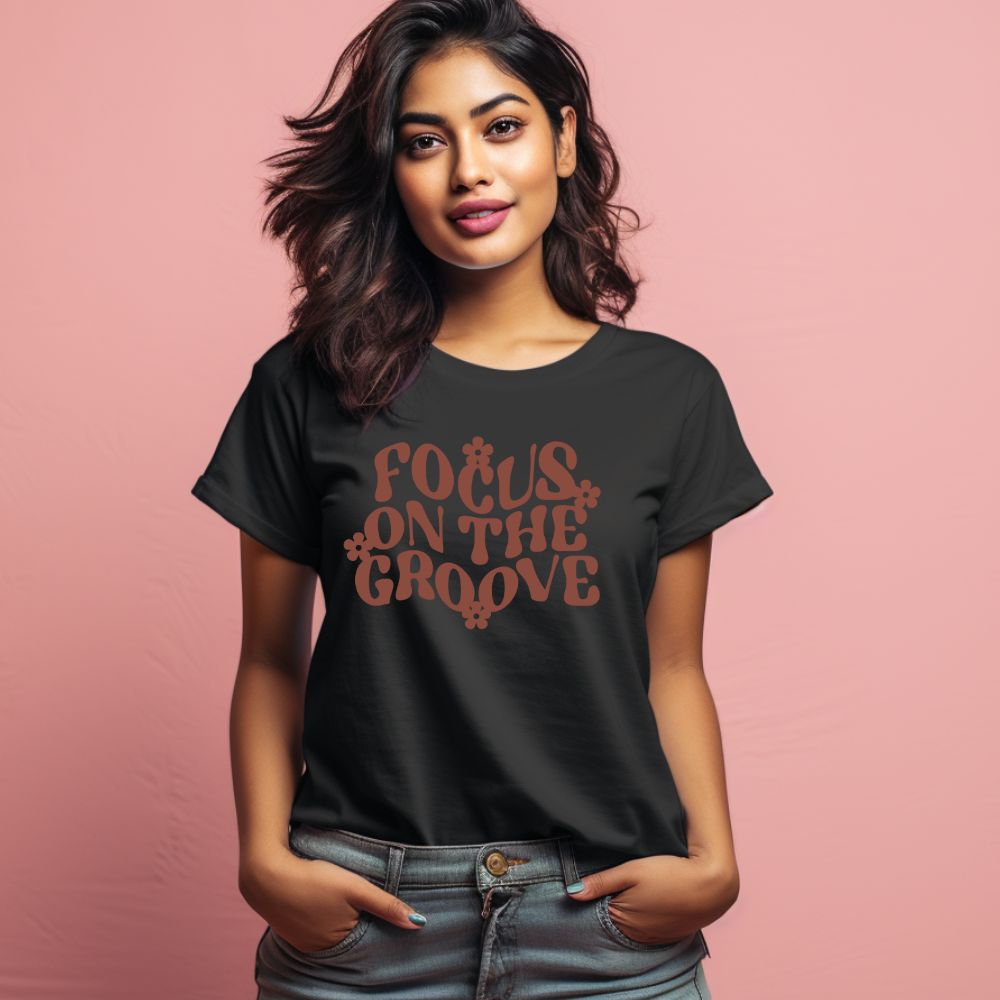 Women's Focus On The Groove Design Printed T-Shirt Main image