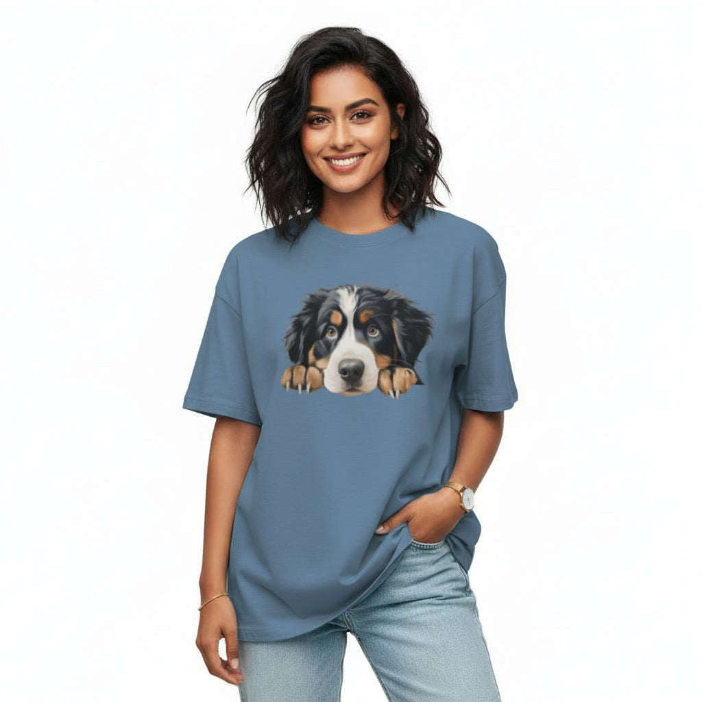 Women's Oversize T-Shirt Peeping Dog Graphic Print