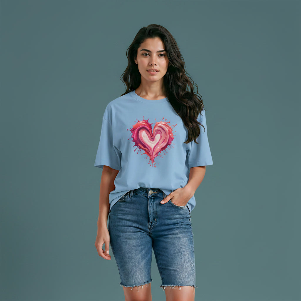 Women’s Oversized T-Shirt – Painted Heart