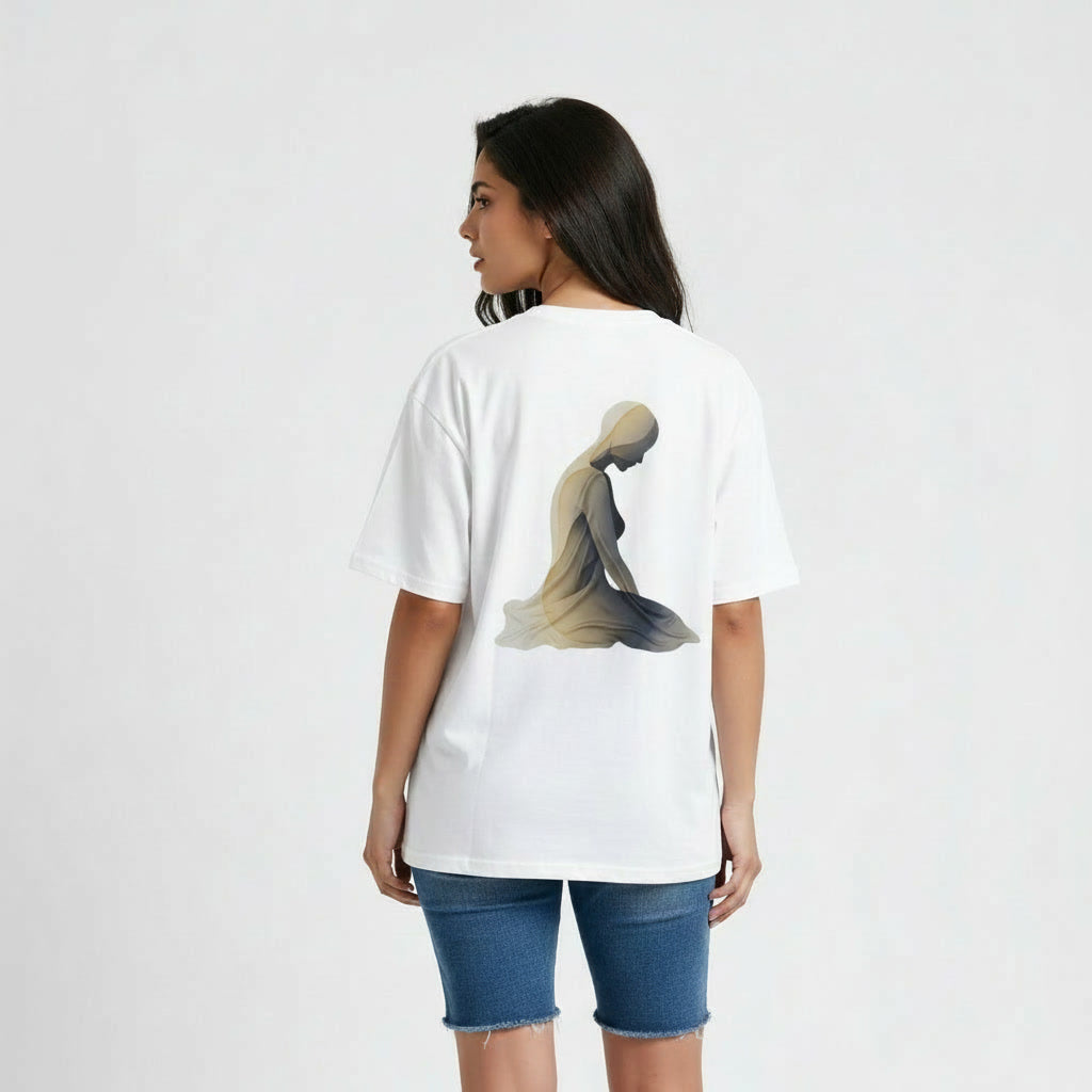Women’s Oversized T-Shirt – Quiet Form