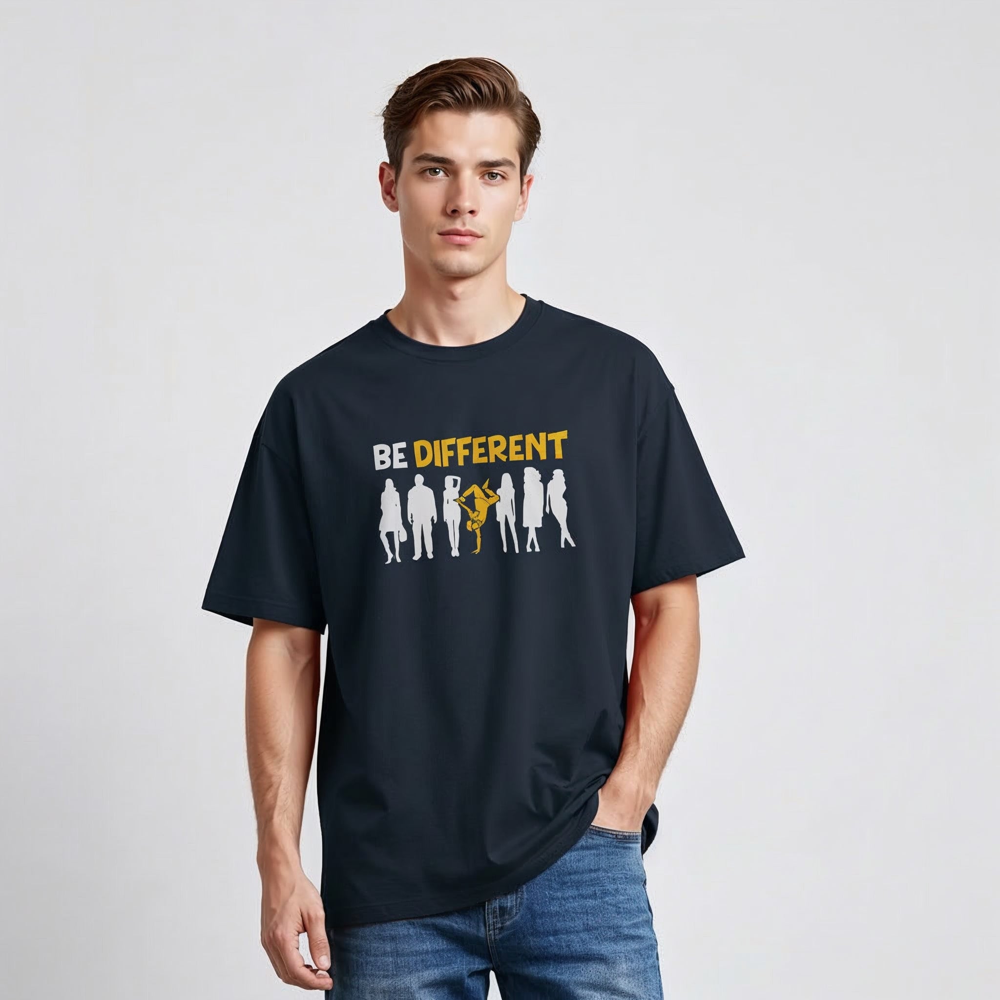 Men's Oversize T-Shirt BE DIFFERENT Graphic Design Print Main image