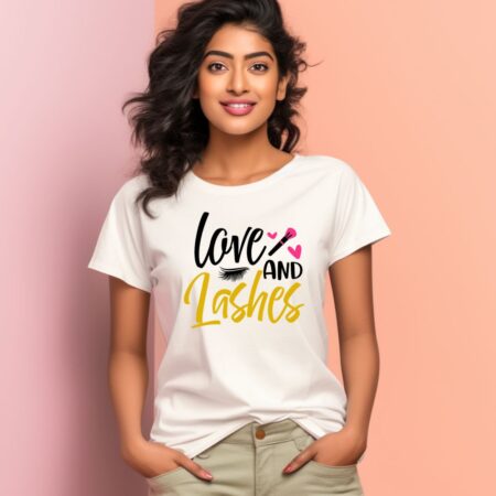 Women's Love And Lashes Graphics Printed T-Shirt
